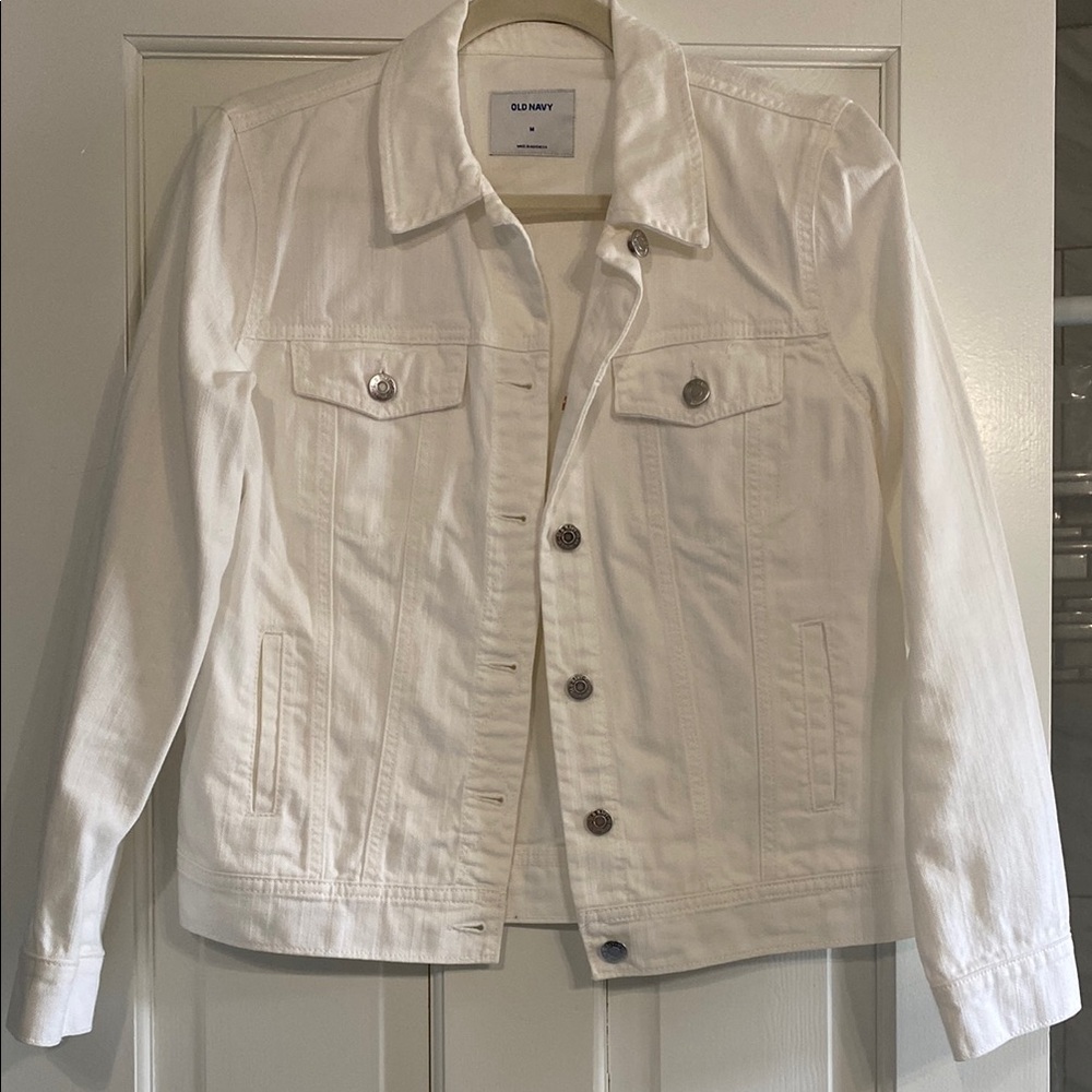 NWT Old Navy White Denim Jacket size Medium